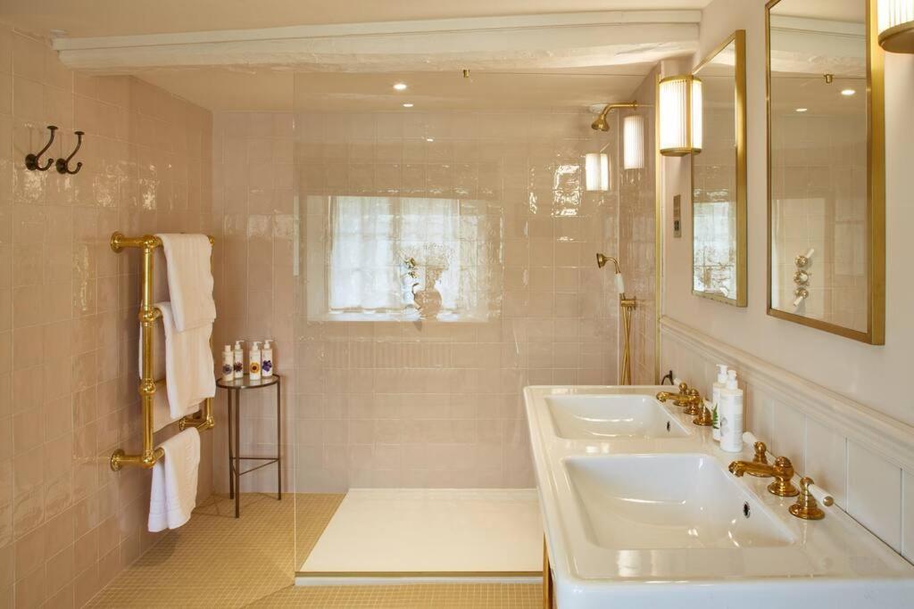 Dawn At The Sun Inn Felmersham, Our Signature Duplex Suite Sharnbrook Ngoại thất bức ảnh
